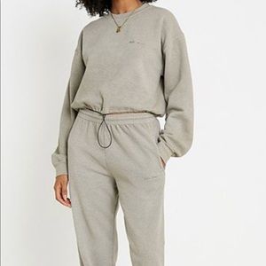 ISO Iets Frans oatmeal bubble hem sweatshirt